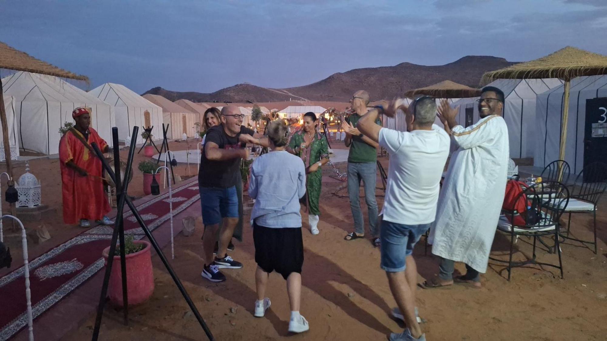 Hotel Abdo Luxury Camp With Heating à Merzouga Extérieur photo